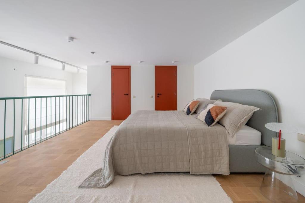 Designer Loft In The City Center Apartment Riga Exterior photo